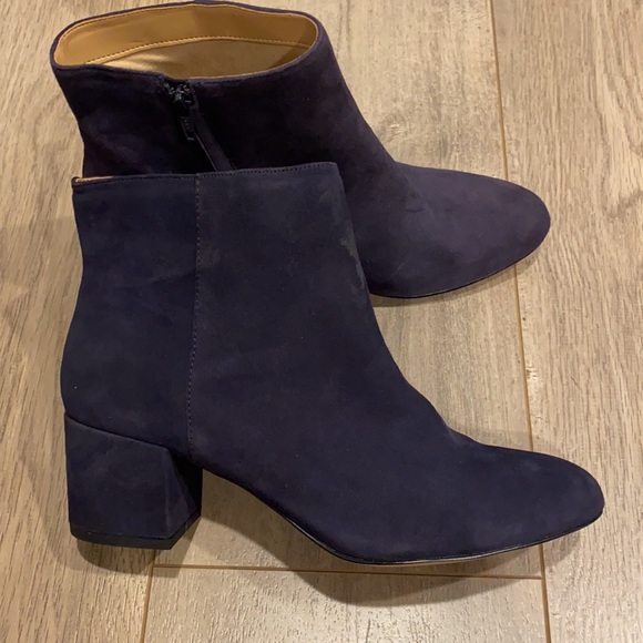 BANANA REPUBLIC  Boots - Picture 2 of 7